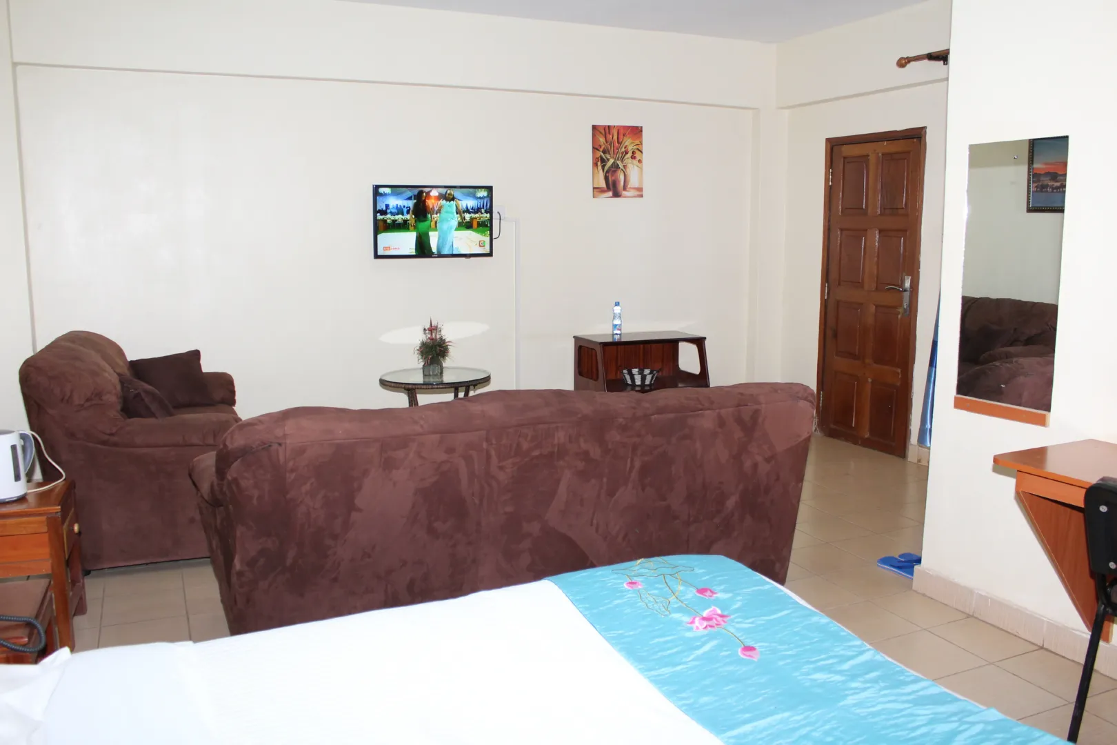 Spacious suite for comfort and sharing special moments.